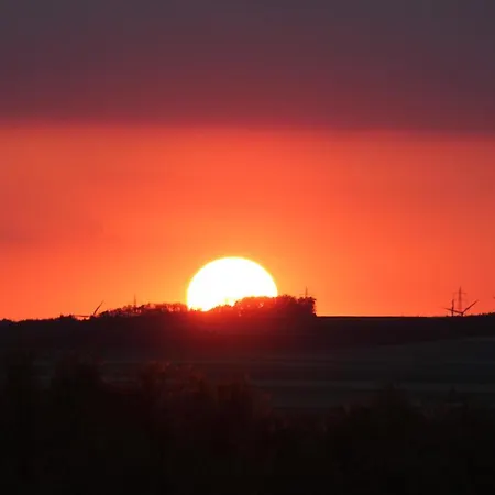 Tiny House Natur-traum Zur Burg Eltz Dağ evi *